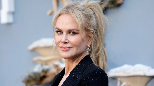 Nicole Kidman’s On Vacation But Her Natural Curls Are Going to Work—See the Photos
